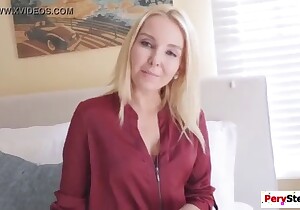 Blond-haired mature hoe in black and red gets drunk first